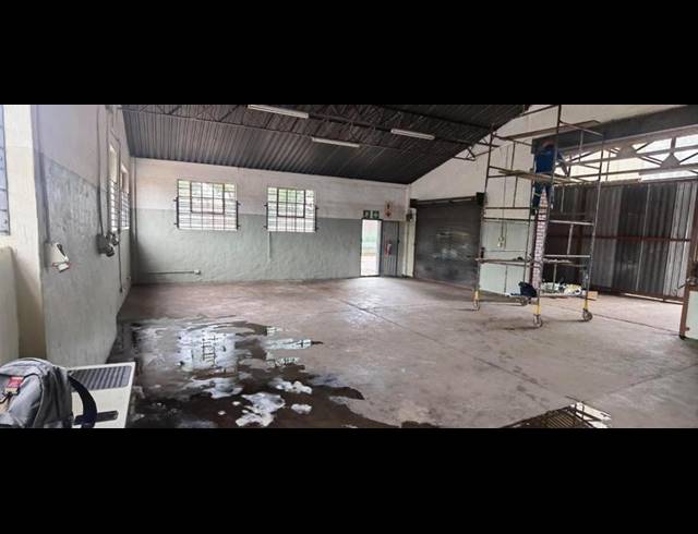 INDUSTRIAL PROPERTY TO RENT IN KOEDOESPOORT INDUSTRIAL